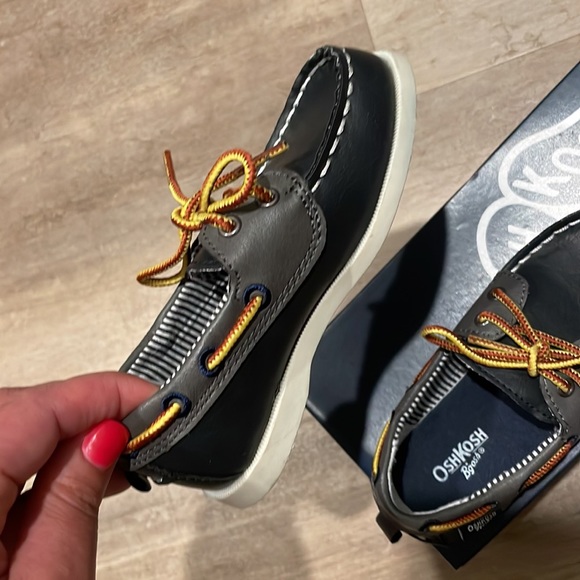 OshKosh Bigosh Toddler Shoes - Picture 5 of 6